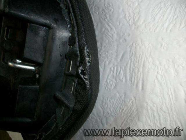 103d-Selle pour YAMAHA 50 TZR