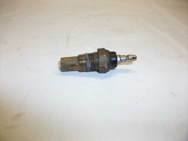 1140-Sonde de température d'eau HONDA 750 VFC RC28
