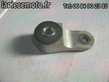 1147-Support d'échappement YAMAHA R1 RN014