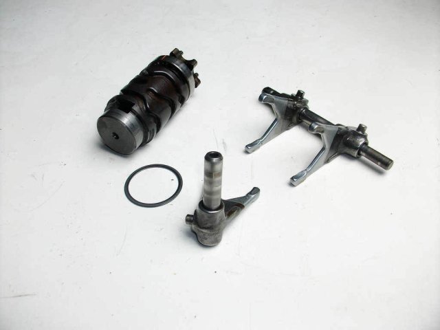 1451a-Fourchette et barillet de séléction Yamaha 125 YZ