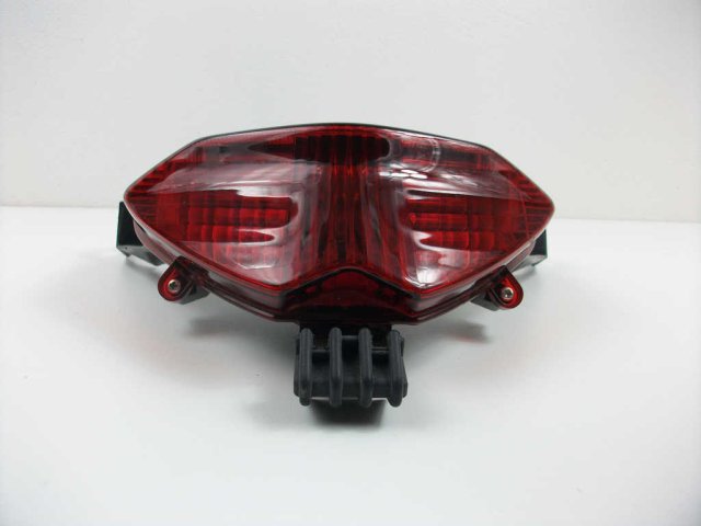 1531-Feu rouge Suzuki GSF 650 BANDIT