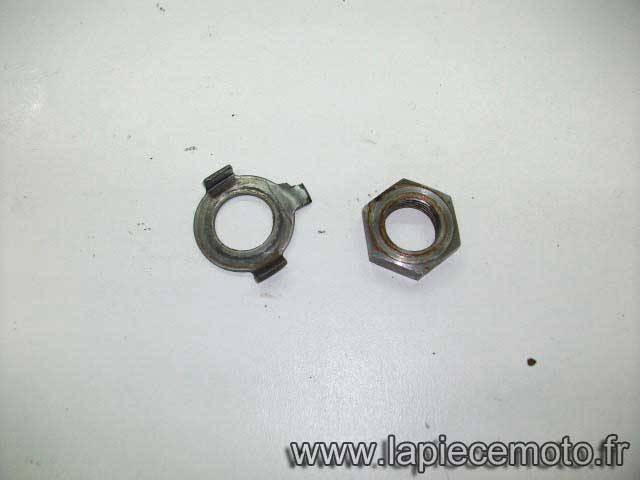 171-Ecrou d'embrayage KTM 600 LC4