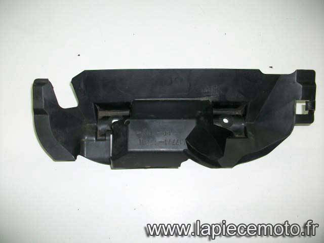 288-Protection palstique faisceau dessous colonne direction SV 650 S