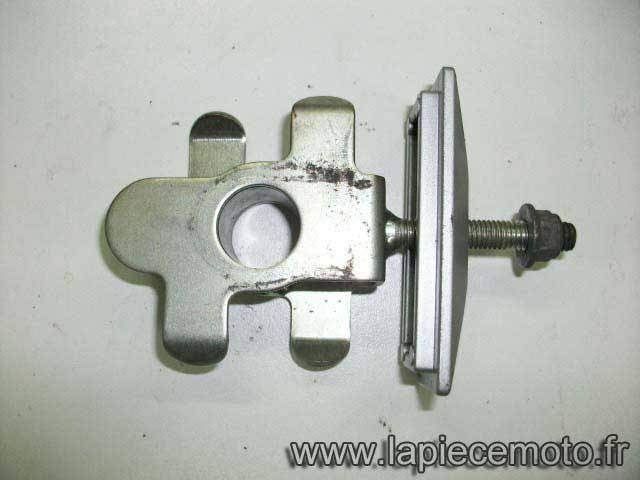 326-Tendeur de chaine SUZUKI 650 SV K7 ABS
