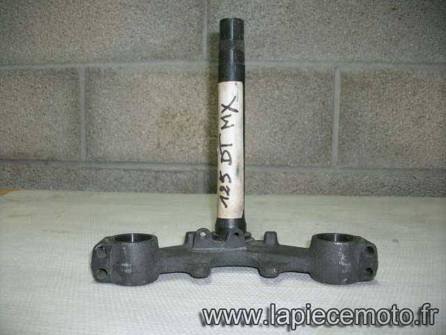 649-Té de fourche inferieur YAMAHA 125 DTMX