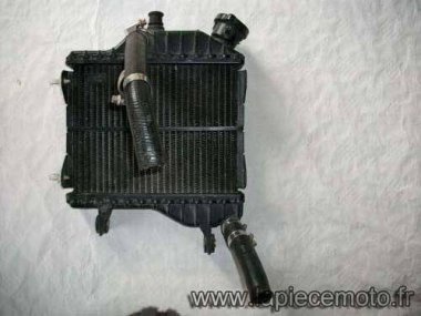 685-Radiateur à eau YAMAHA 50 TZR