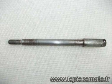 693-Axe de roue avant HONDA NX 650 Dominator